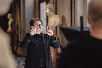 Dolmetscherin Gebärdensprache