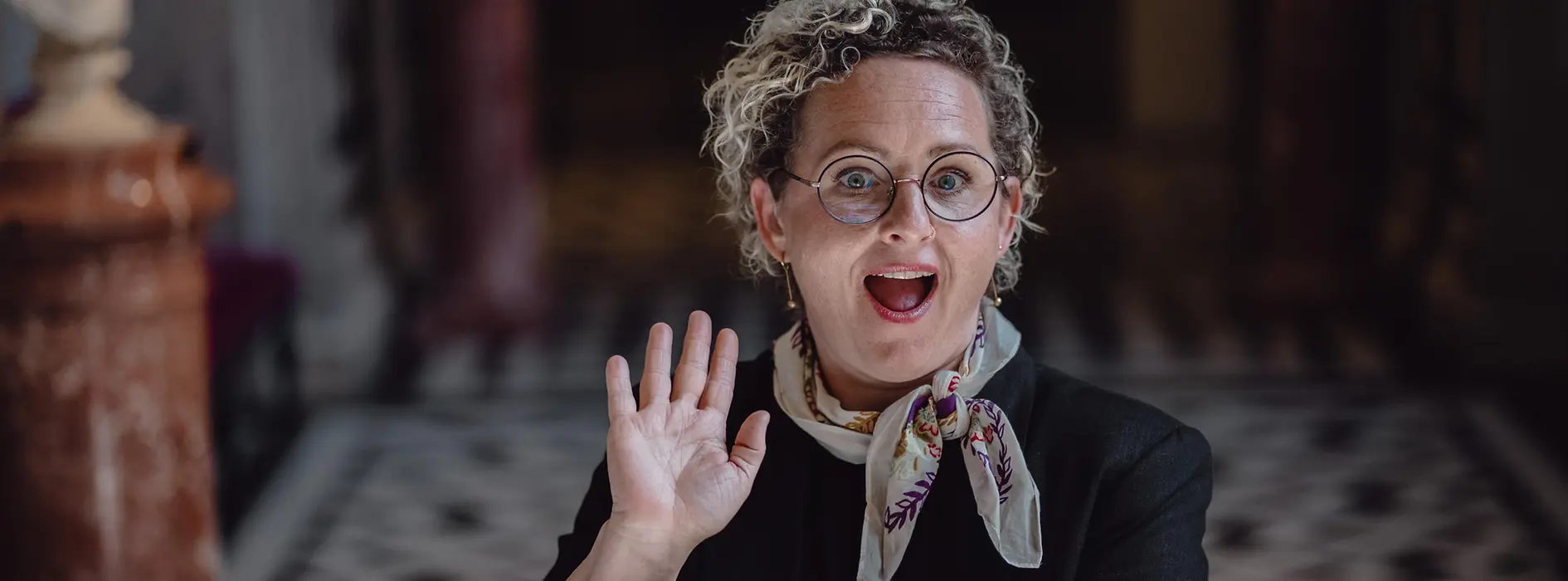 Dolmetscherin für Gebärdensprache