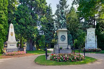Musicians’ graves at the Central Cemetery