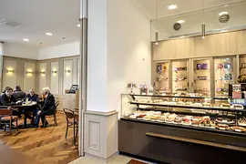 Oberlaa Confectionery, interior view