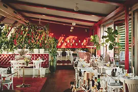 Restaurant Limon Grand Ferdinand inside