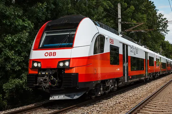 ÖBB Cityjet - piros-fehér vonat