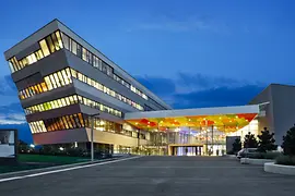 Entrance to the Vienna Spa