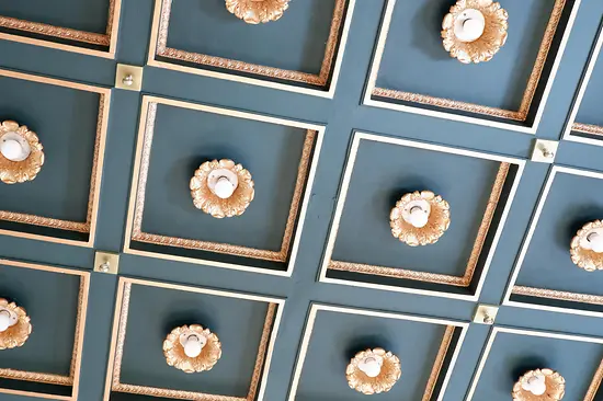 Wohnung Löwenbach Speisezimmer Renovierung Decke 2021